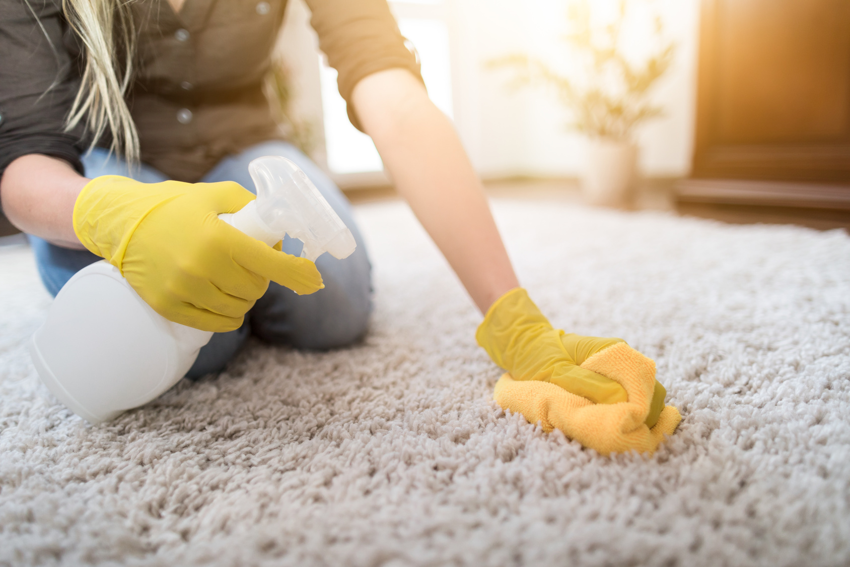 How Does Dry Cleaning Remove Stains? 1 How Does Dry Cleaning Remove Stains?