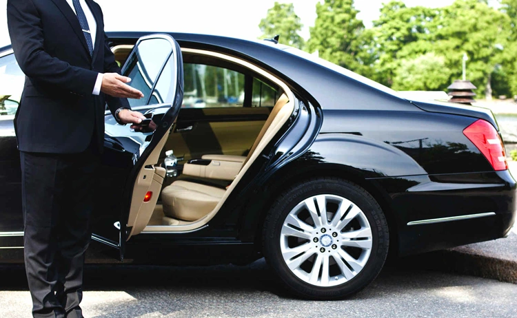 Experience Premier Limo and Car Service in Southampton, NY 1 Experience Premier Limo and Car Service in Southampton, NY