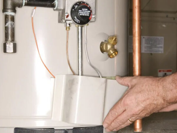 How Plumbing Contractors Help For Tankless Water Heater Installation