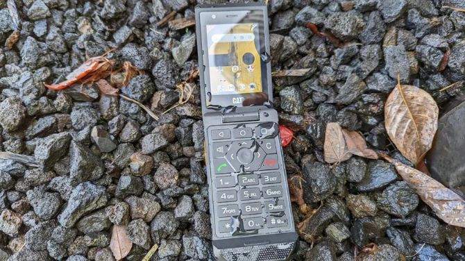 Uncovering the Hidden Strengths of the Cat S22 Flip 2 Untitled design 1 2