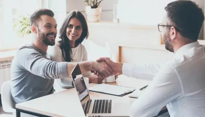 What You Need to Know to Sell Your Florida Home Successfully