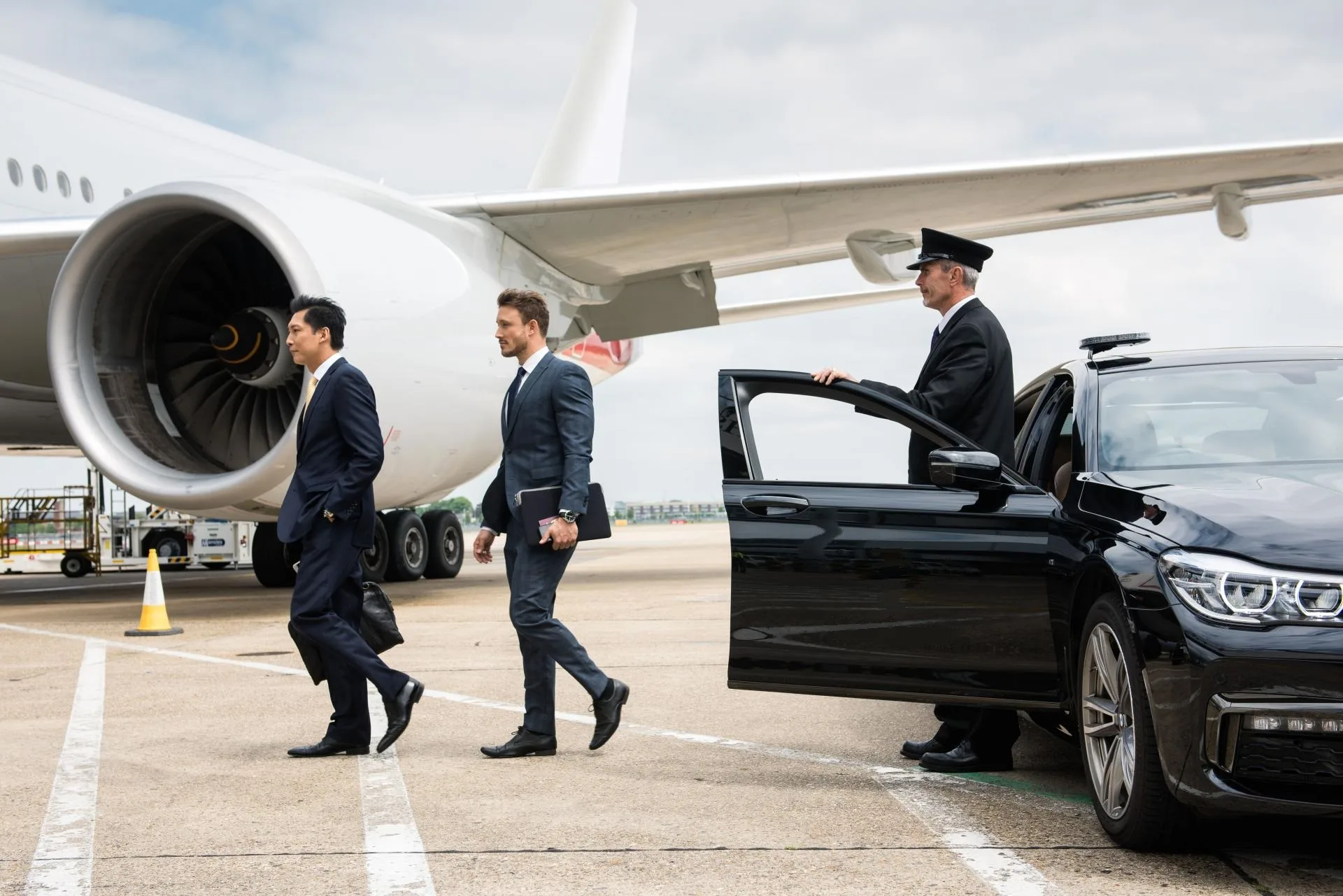 How To Airport Taxi UK by AirportTaxiNottingham – Comfortable Transfers