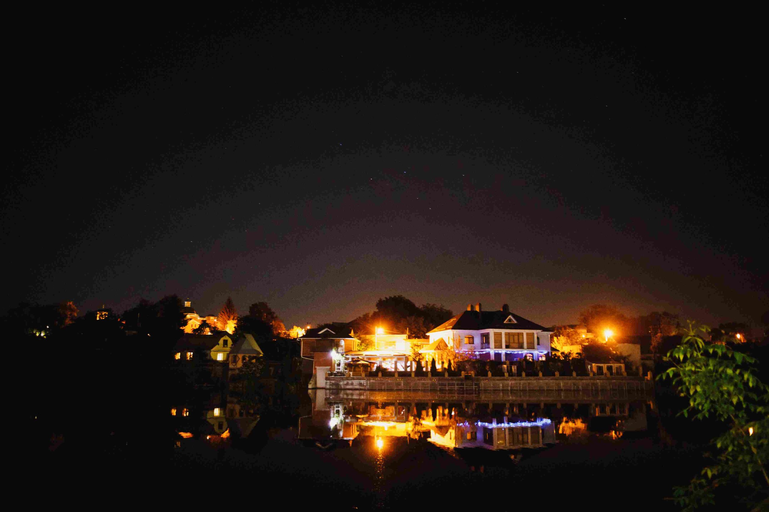 What Features Should You Look for When Buying a Farmhouse in Chandigarh?