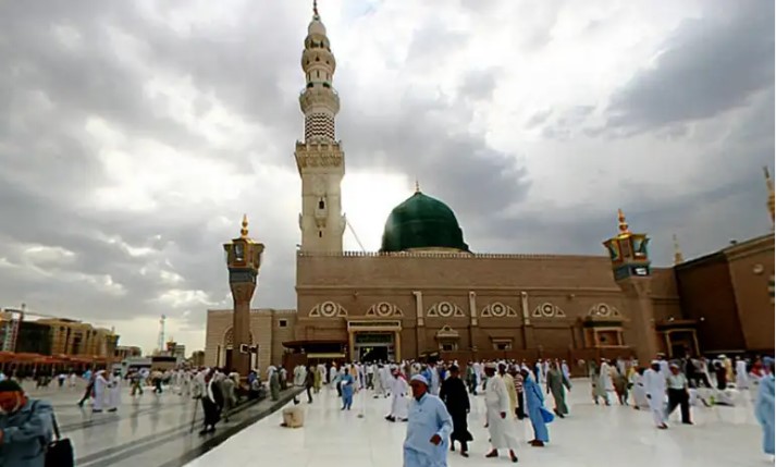 What Makes a Luxury Umrah Package the Best Choice for an Exclusive Experience? 1 What Makes a Luxury Umrah Package the Best Choice for an Exclusive Experience?