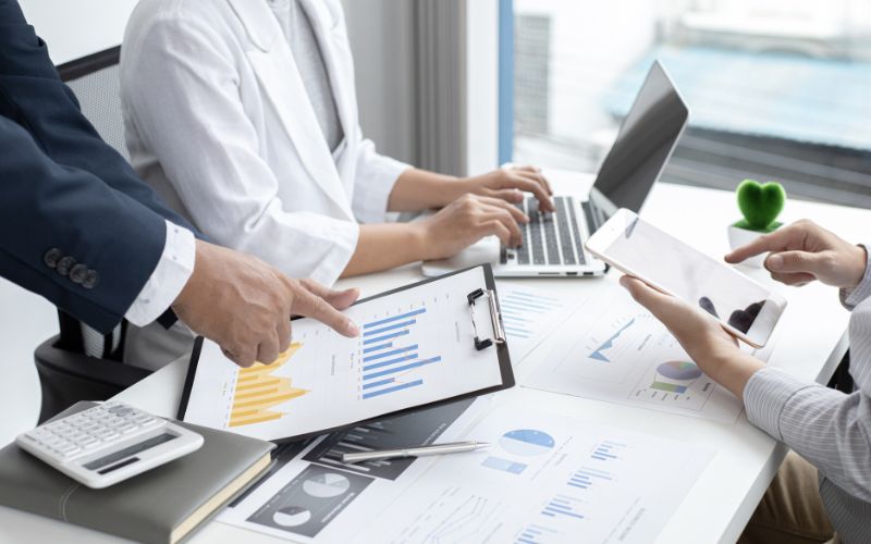 Features to Look for in an E-Invoicing System 1 Features to Look for in an E-Invoicing System