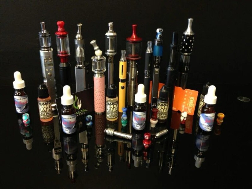 The Essential Guide to Vaping: A Deep Dive into Kits and Accessories 1 The Essential Guide to Vaping: A Deep Dive into Kits and Accessories