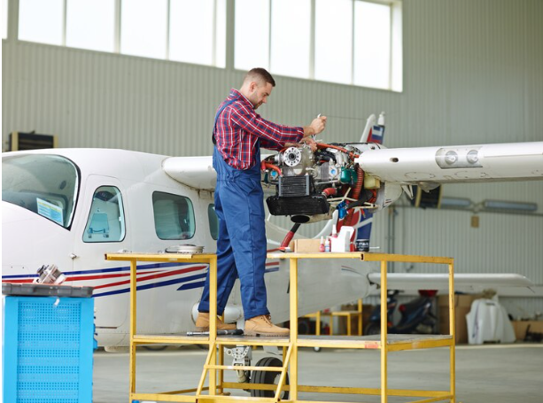 Career Opportunities for B.Tech Aeronautical Engineering Graduates 1 Career Opportunities for B.Tech Aeronautical Engineering Graduates