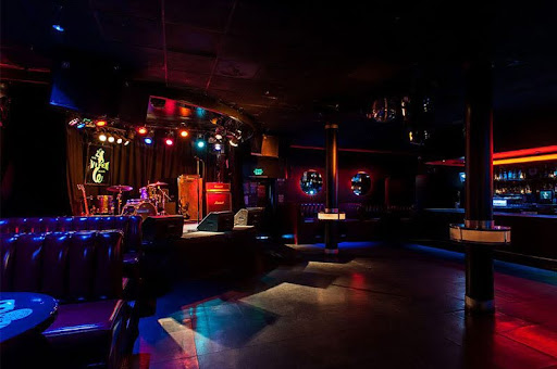 Hollywood Fixers and the Viper Room Case: A Look at the Allegations Against Paul Barresi and Adam Waldman