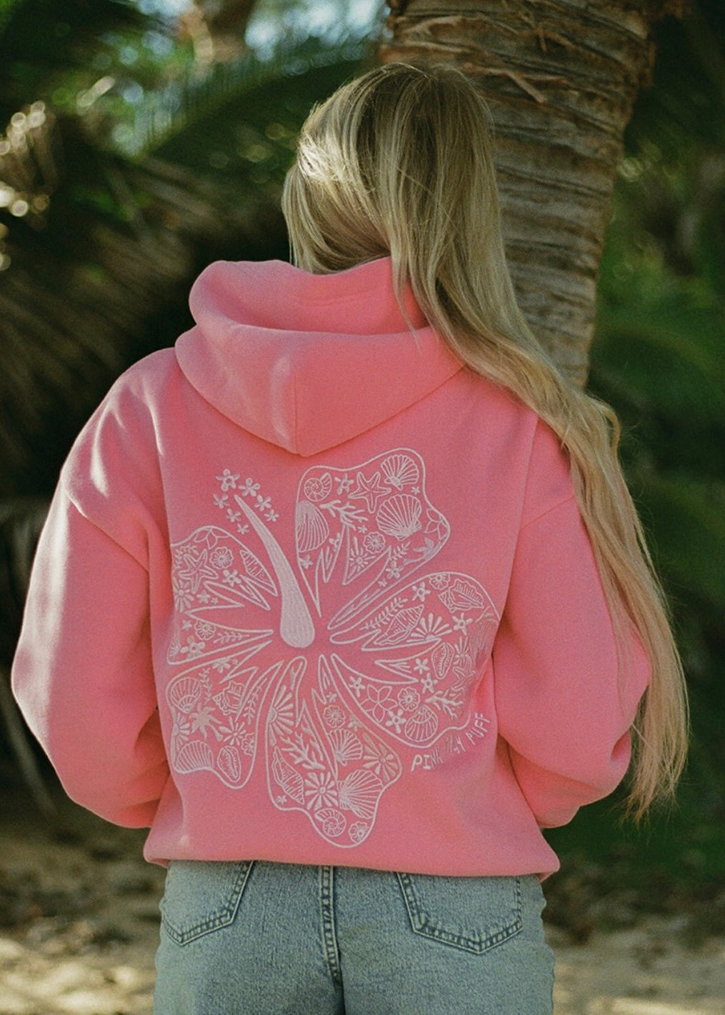 Exploring the Pink Palm Puff x Yeezy Gap Collaboration: Fashion Meets Innovation 1 Exploring the Pink Palm Puff x Yeezy Gap Collaboration: Fashion Meets Innovation