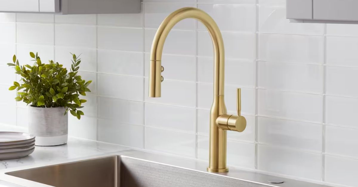 Twelve Durable Kitchen Faucets Perfect for Every Home 1 Twelve Durable Kitchen Faucets Perfect for Every Home