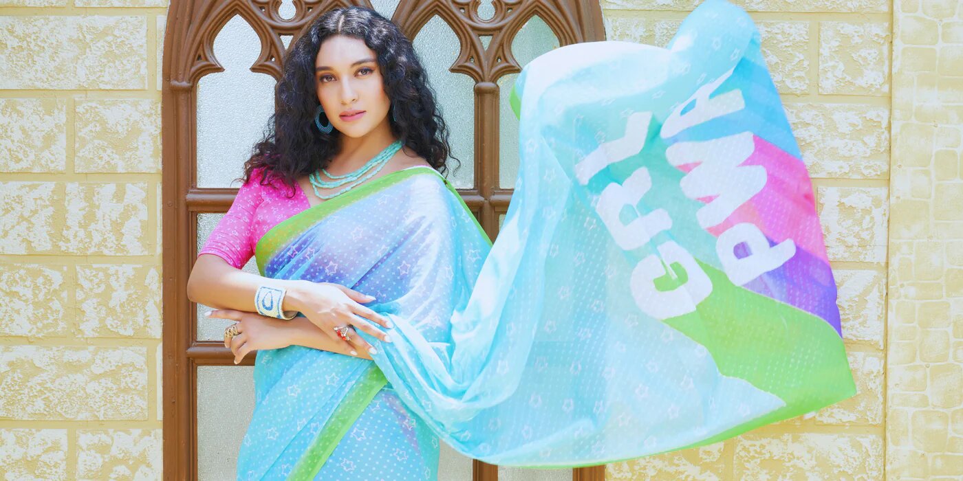 Best Fabrics for Sarees: A Guide to Choosing the Right One 1 Best Fabrics for Sarees: A Guide to Choosing the Right One