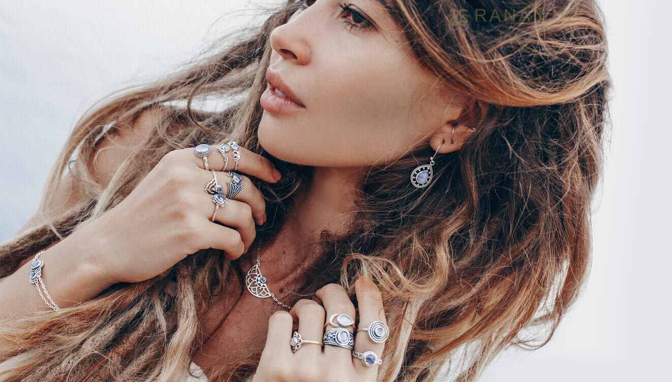 Must Moonstone Jewelry Always Feature a Specific Design?
