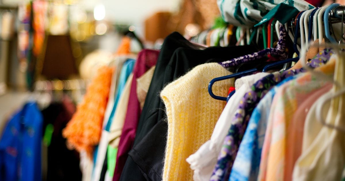 Why Choosing the Best Used Clothes Distributors in the USA is Key for Sustainable Fashion 1 Why Choosing the Best Used Clothes Distributors in the USA is Key for Sustainable Fashion