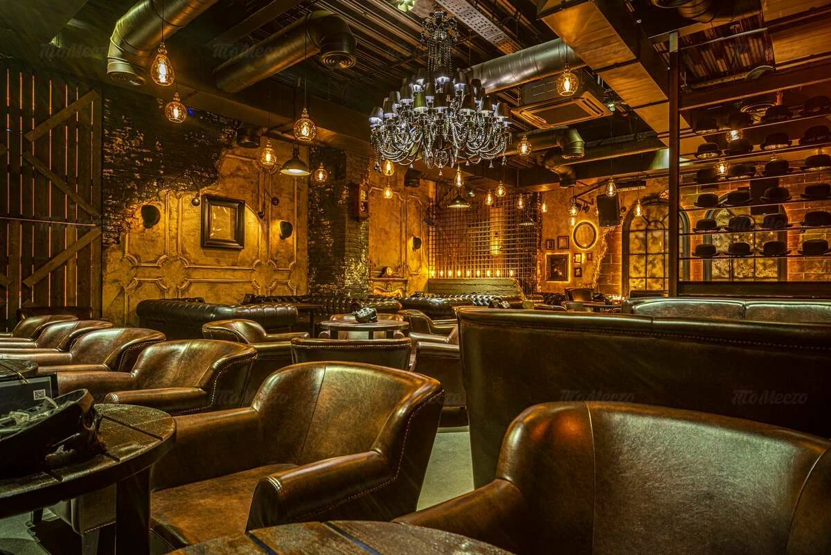 2727 Lounge A Stylish Destination for Dining and Entertainment 1 2727 Lounge A Stylish Destination for Dining and Entertainment