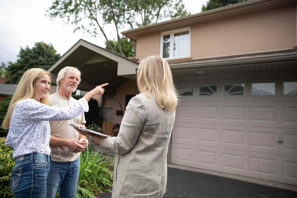 6364fb552f0789989854621d RS coule viewing home