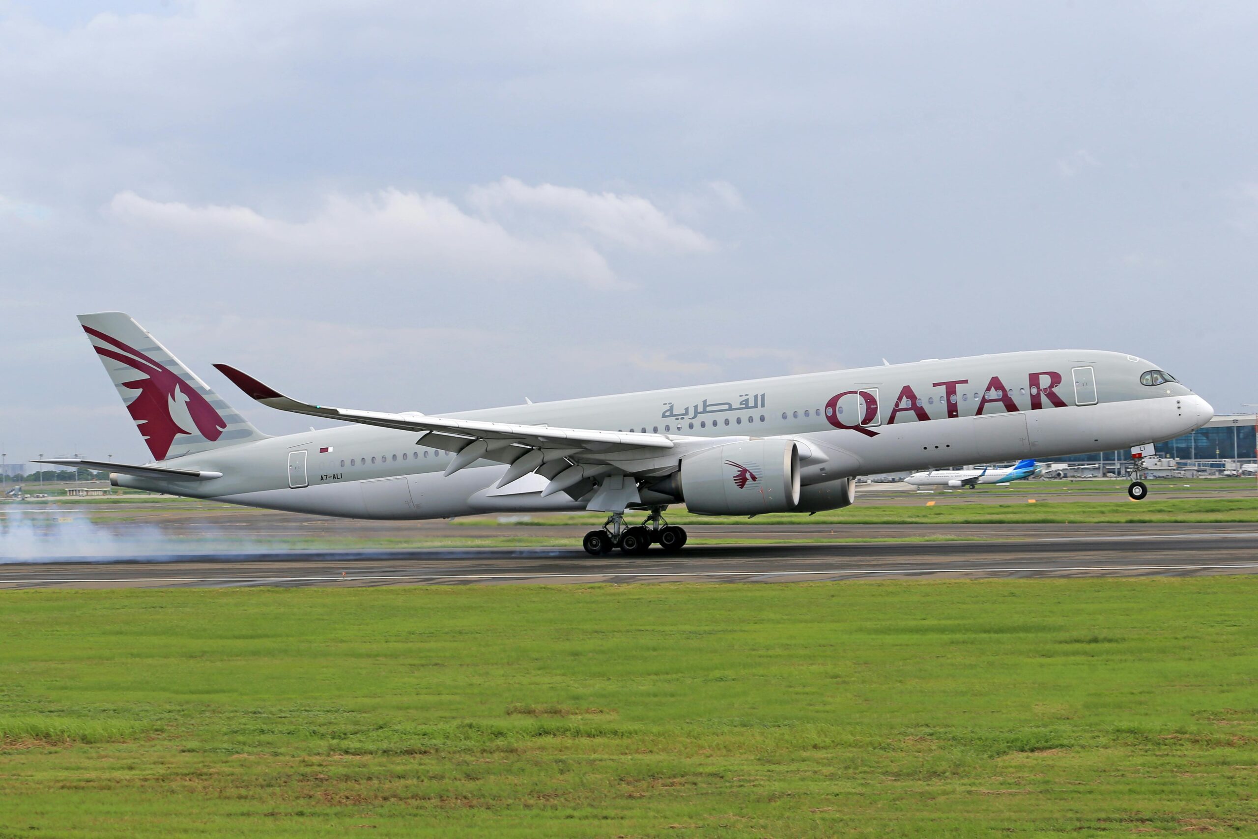 Qatar Airways Flight Delay Compensation: What You Need to Know 1 Qatar Airways Flight Delay Compensation: What You Need to Know
