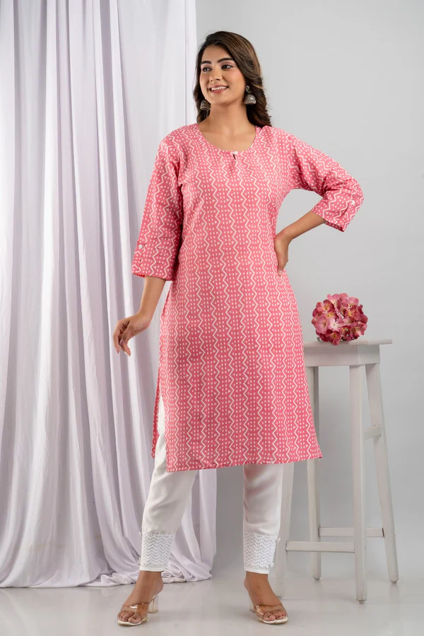 Pakistani Kurti Pant Set: Style, Comfort, and Tradition in One 1 Pakistani Kurti Pant Set: Style, Comfort, and Tradition in One