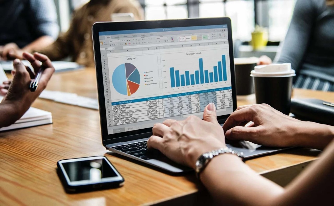 Leverage Bizz Crave for Effective Marketing Strategies 1 Leverage Bizz Crave for Effective Marketing Strategies
