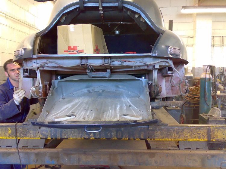 Top Car Body Shop Poole: Quality Repairs at Trickett Welding 1 Top Car Body Shop Poole: Quality Repairs at Trickett Welding