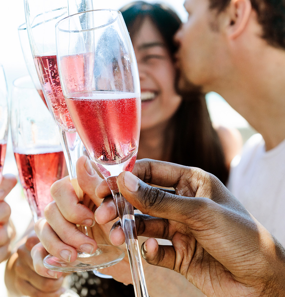 Unique and Thoughtful Engagement Gift Ideas for Couples 1 Unique and Thoughtful Engagement Gift Ideas for Couples