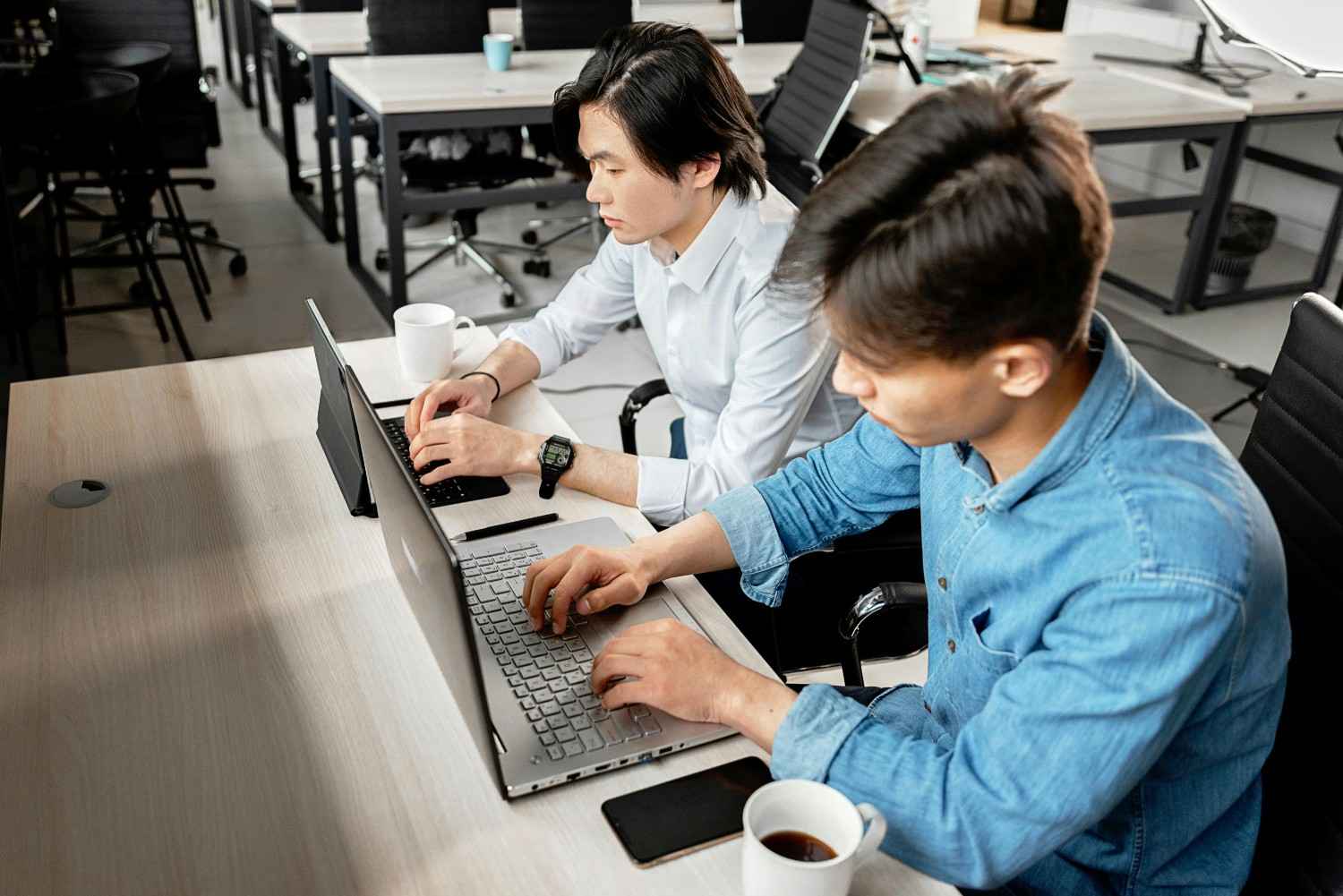 Rent an Office for a Day: Flexibility at Your Fingertips 1 Rent an Office for a Day: Flexibility at Your Fingertips
