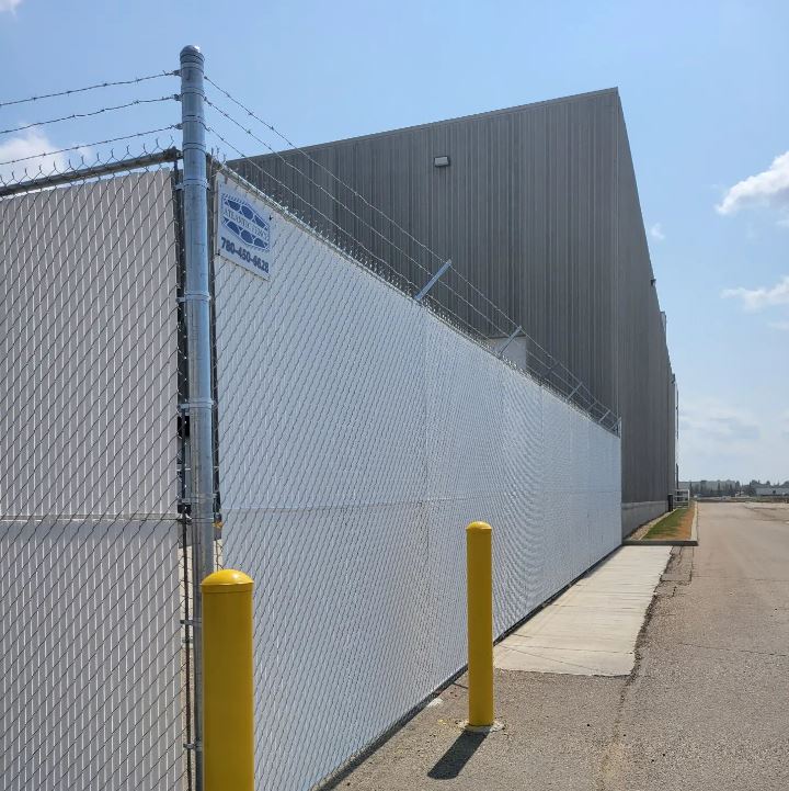 Reinforce the Security of Your Property with Chain Link Fencing 1 Reinforce the Security of Your Property with Chain Link Fencing