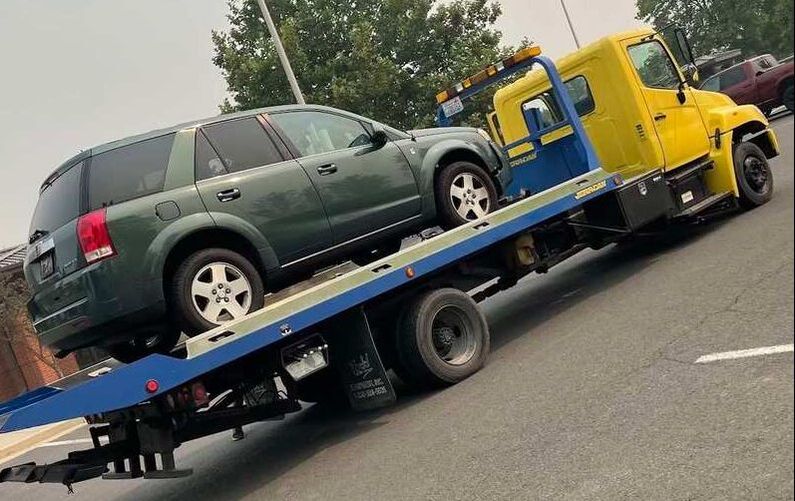 What is a tow truck? 1 What is a tow truck?