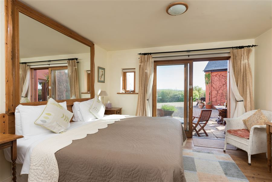 Discover the Serene Peace of Staying in a Beach House Ireland 1 Discover the Serene Peace of Staying in a Beach House Ireland