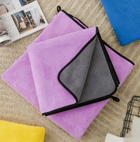 Dog Towels: How to Create Cozy and Absorbent Solutions at Home 1 Dog Towels: How to Create Cozy and Absorbent Solutions at Home