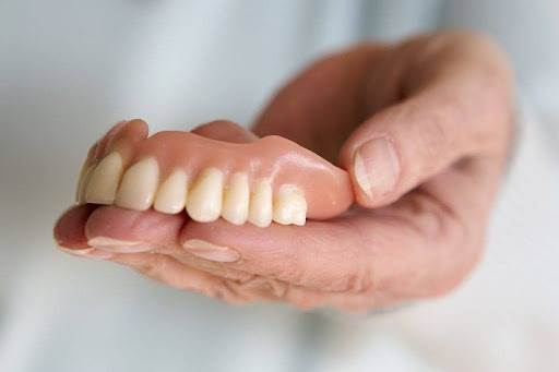 Why Dentists Are Recommending BPS Dentures for Improved Patient Outcomes 1 Why Dentists Are Recommending BPS Dentures for Improved Patient Outcomes