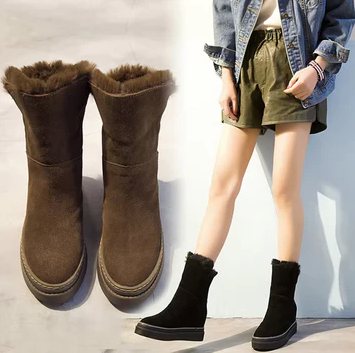 From Classic to Contemporary: Exploring the Latest Trends in Women's Boots 1 From Classic to Contemporary: Exploring the Latest Trends in Women’s Boots