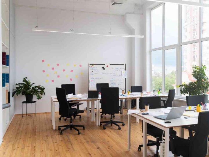 5 Reasons to Rent Office Space in Naples, FL for Your Growing Business