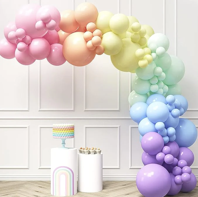 Last-Minute New Year’s Party Supply Solutions That Look Planned 1 Last-Minute New Year’s Party Supply Solutions That Look Planned
