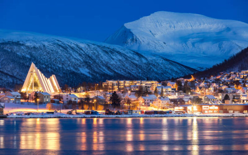 Top 5 Reasons to Experience the Midnight Sun in Northern Norway 1 Top 5 Reasons to Experience the Midnight Sun in Northern Norway