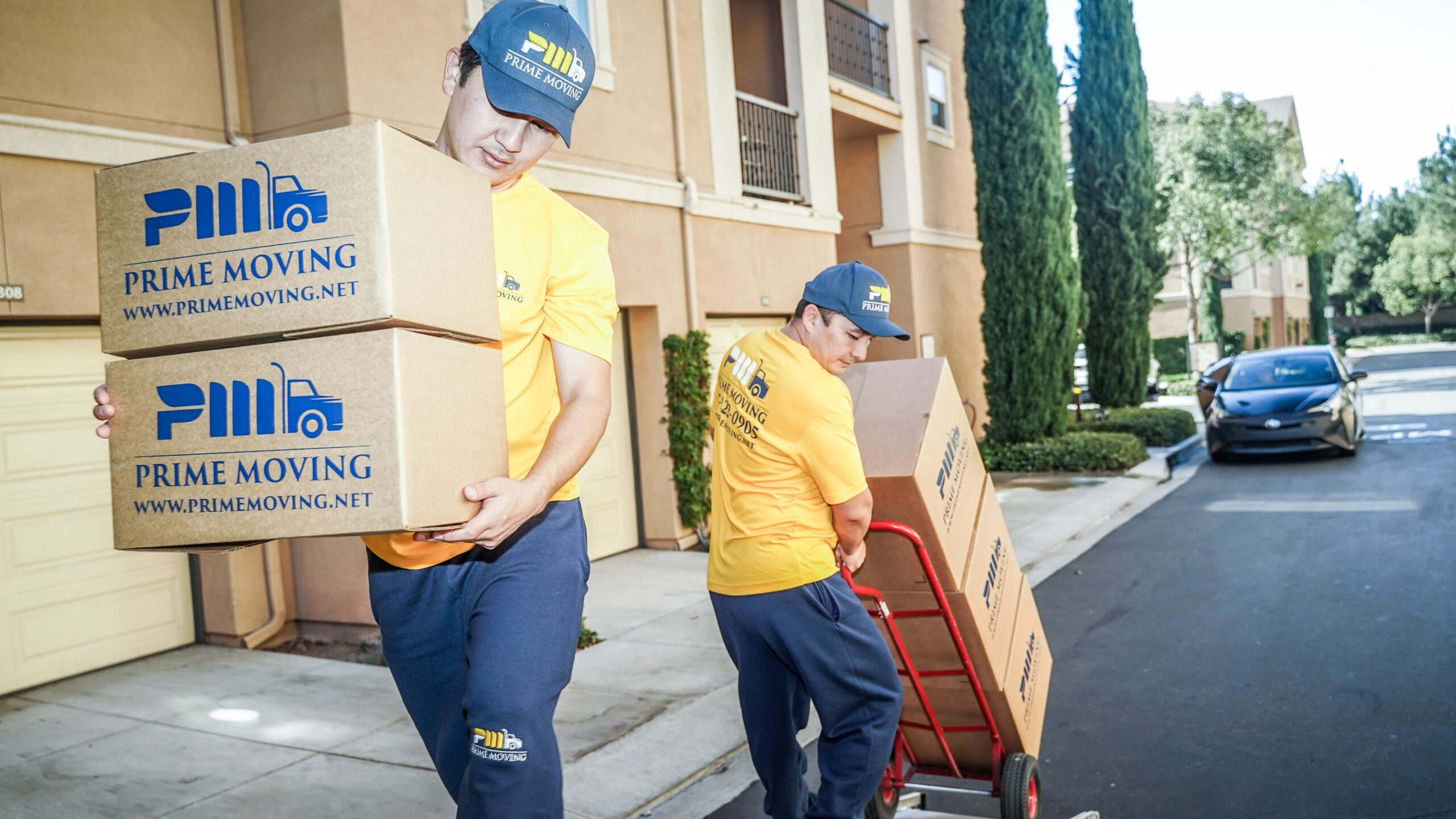 Why Loading and Unloading is Crucial for a Smooth Move? 1 Why Loading and Unloading is Crucial for a Smooth Move?