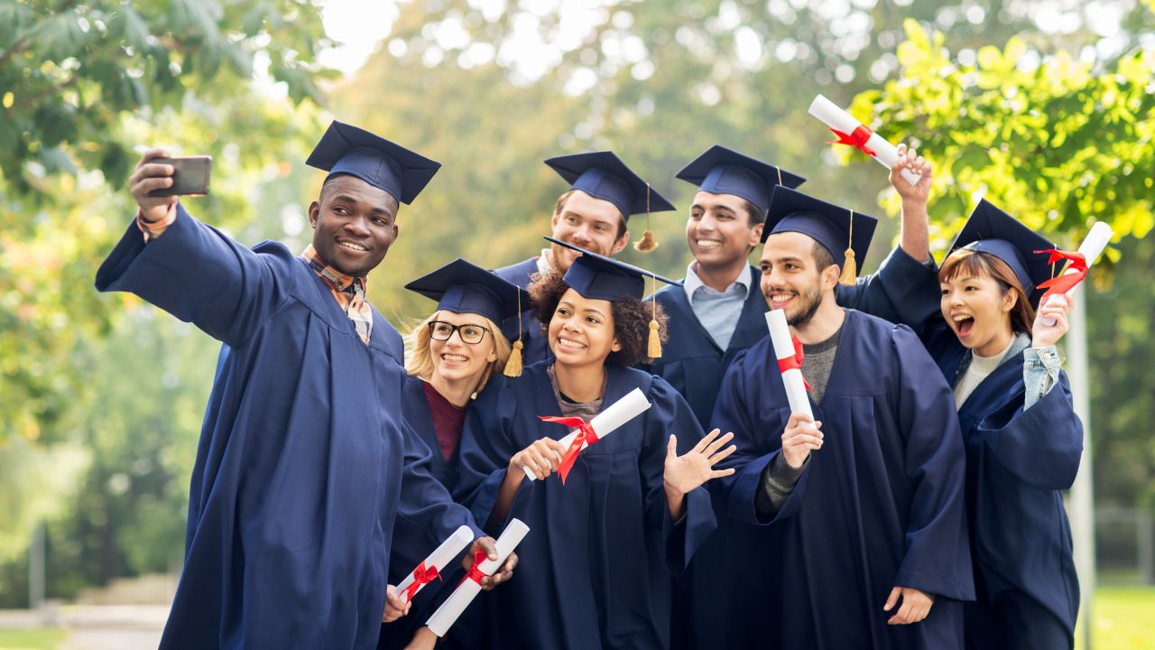 Enroll Now in Sr Nagar’s Top CA Institutes for Guaranteed Success! 1 Enroll Now in Sr Nagar’s Top CA Institutes for Guaranteed Success!