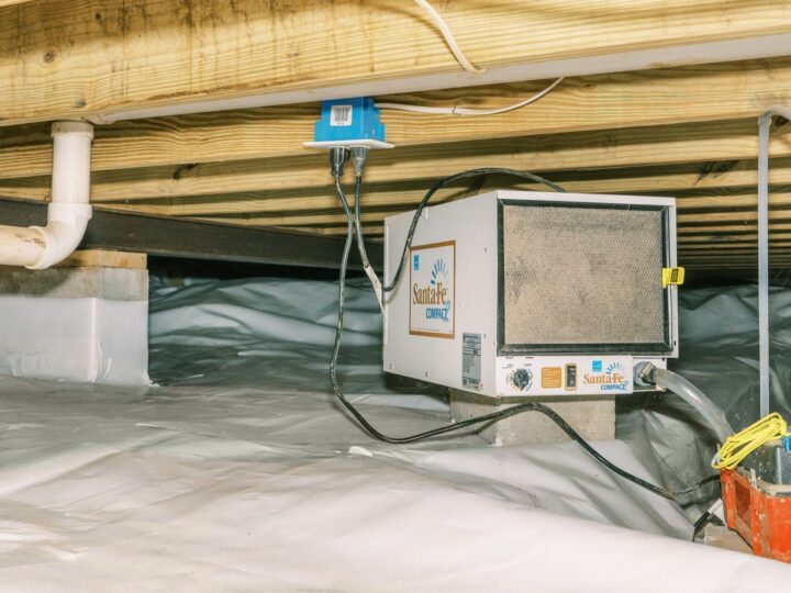 Prevent Crawl Space Chaos: The Ultimate Guide to Moisture Control 