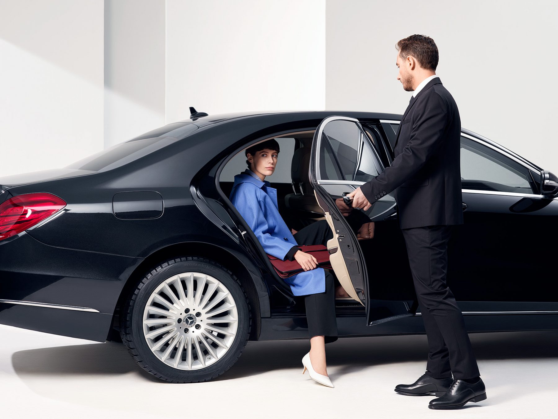 DISCOVER DUBAI IN STYLE: FULL-DAY CAR RENTAL WITH DRIVER FOR AN UNFORGETTABLE EXPERIENCE 1 DISCOVER DUBAI IN STYLE: FULL-DAY CAR RENTAL WITH DRIVER FOR AN UNFORGETTABLE EXPERIENCE