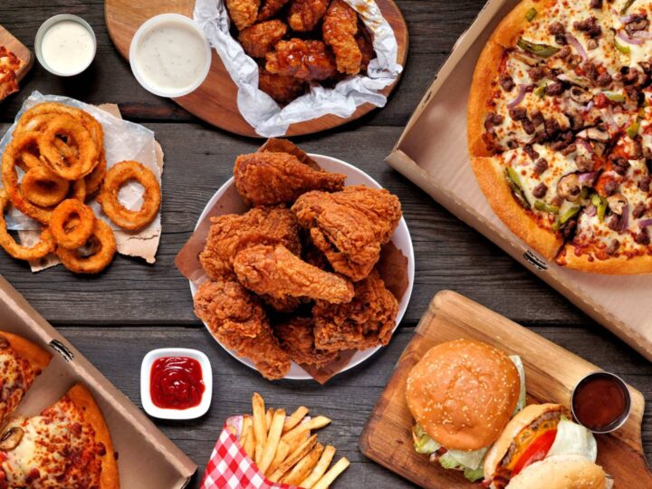 When the Oven Timer Dings: The Thrill of a Perfectly Baked Cookie in a Bakery