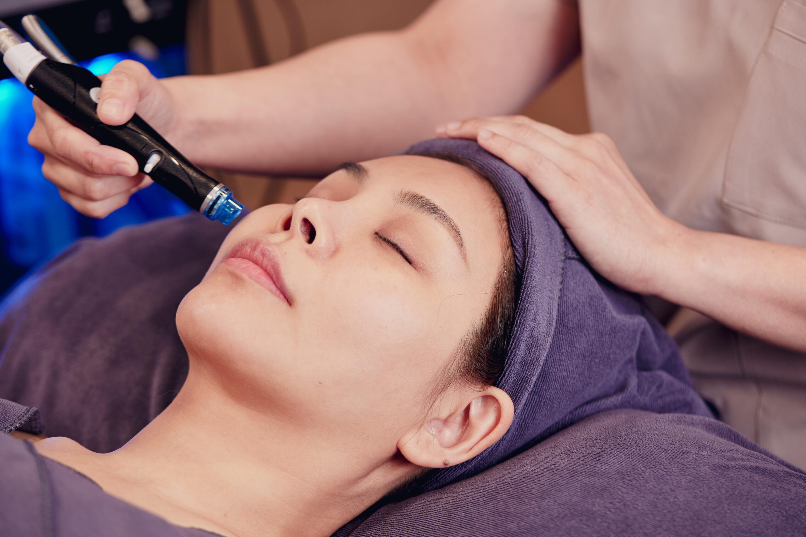 Is Hydrafacial Safe for Teens? 1 Is Hydrafacial Safe for Teens?