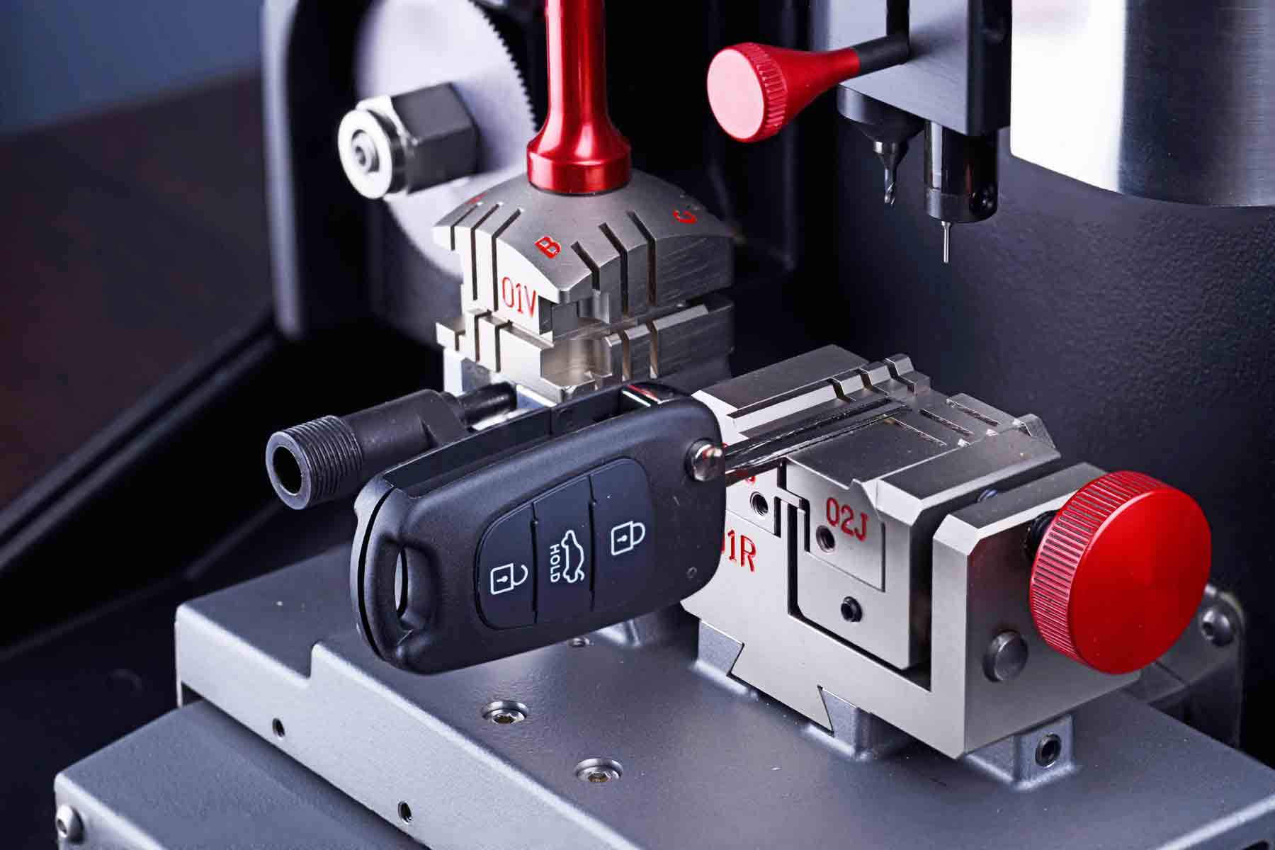 Key Duplication Near Me – Precision Cutting for All Key Types in Dubai 1 Key Duplication Near Me – Precision Cutting for All Key Types in Dubai