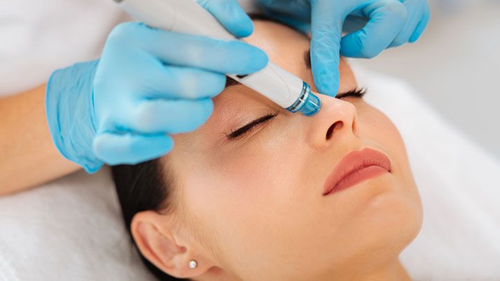 Is Hydrafacial Safe for Teens? 2 what is a hydrafacial 722x406 1