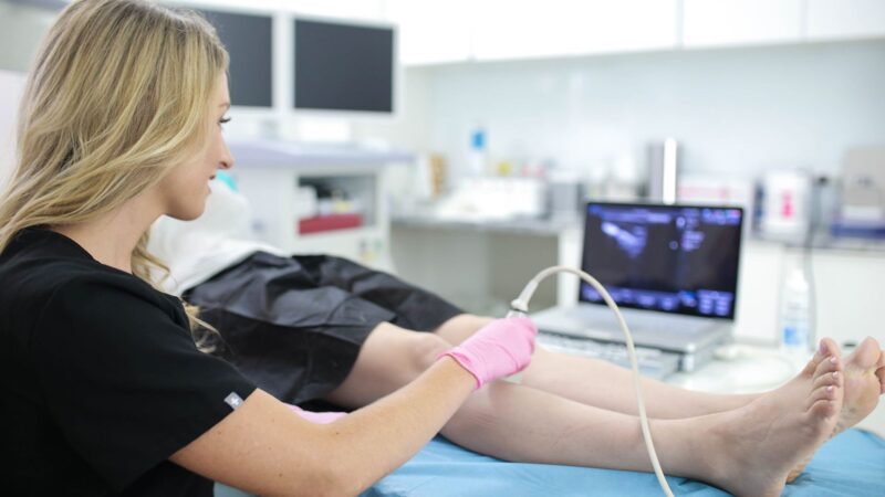 What Kind of Specialist Treats Varicose Veins?