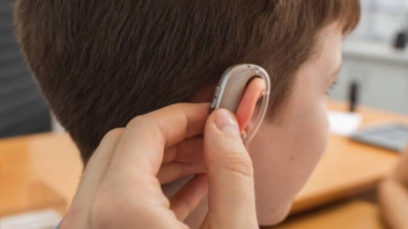 Why is my Signia hearing aid playing a tune every 3 minutes?