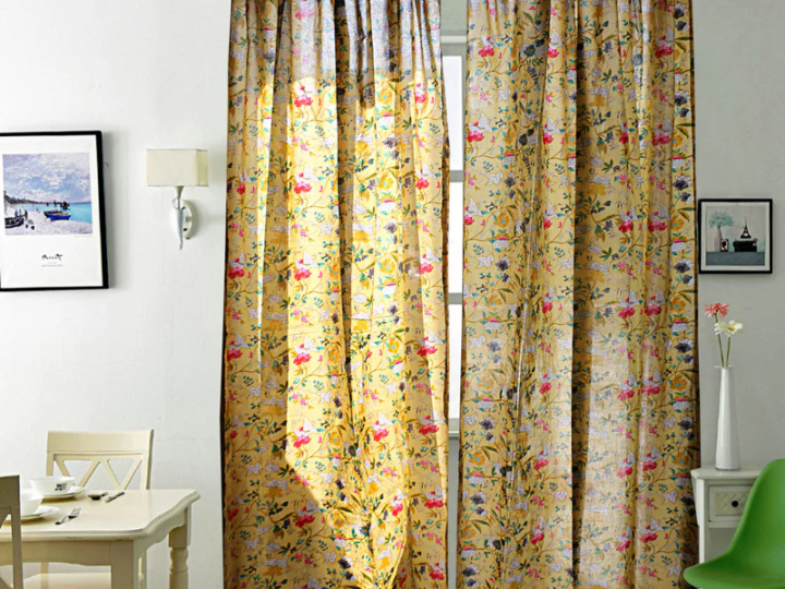 Buy Beautiful Curtains and Add Perfect Touch of Elegance to Your Space