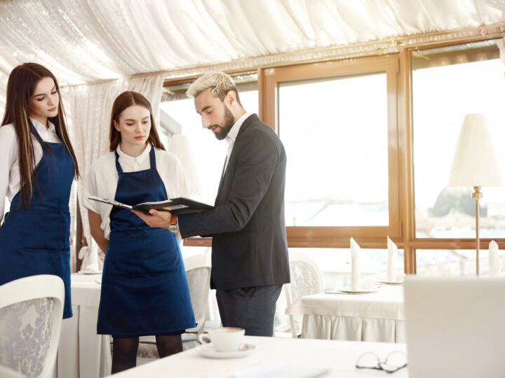 Airport Catering: Delightfully Meeting Diverse Tastes on the Go