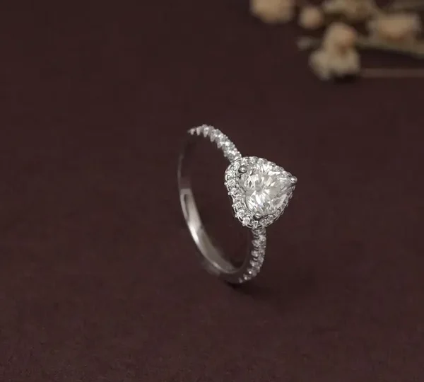 Love, Engineered: The Science Behind Lab Grown Diamond Rings