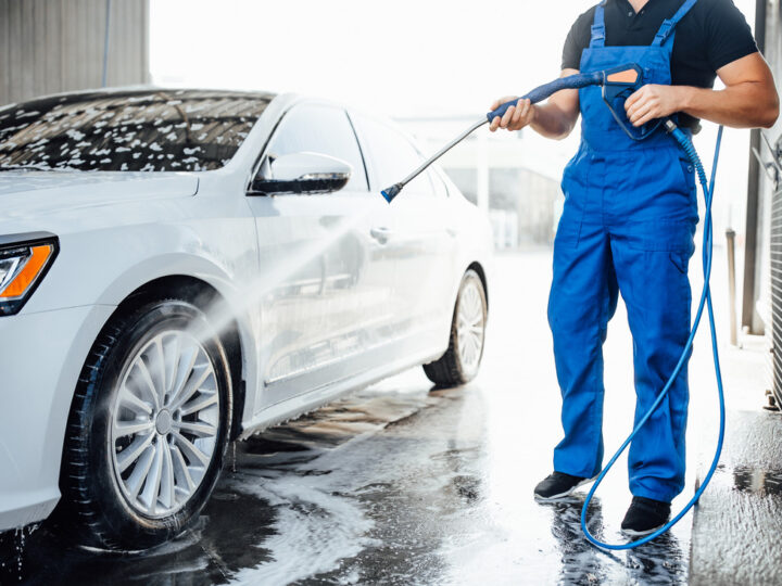 The Ultimate Guide to Quick and Easy Car Wash Services in UAE