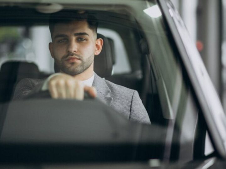 Tips for a Smooth Chauffeur Service London UK Ride