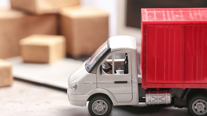 Seasonal Buying Guide: Best Wholesale Products For Every Quarter